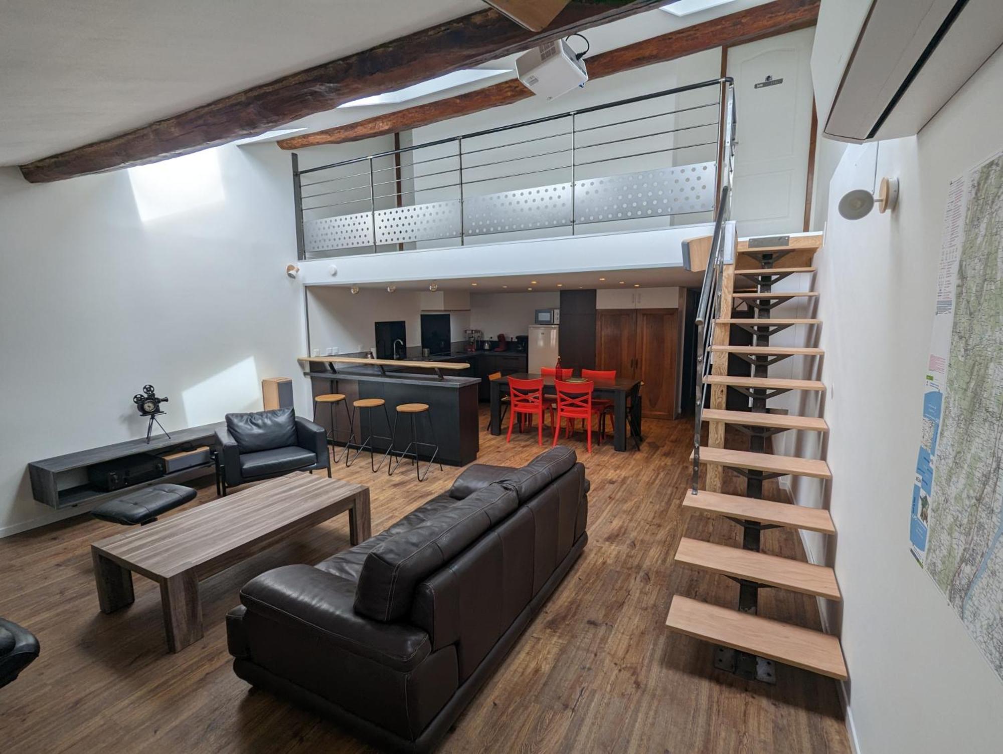 Le Cinoche, Cocon Sous Les Toits Apartment Pont-de-Vaux Ngoại thất bức ảnh
